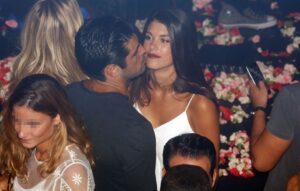 Είναι ερωτευμένοι και το δείχνουν