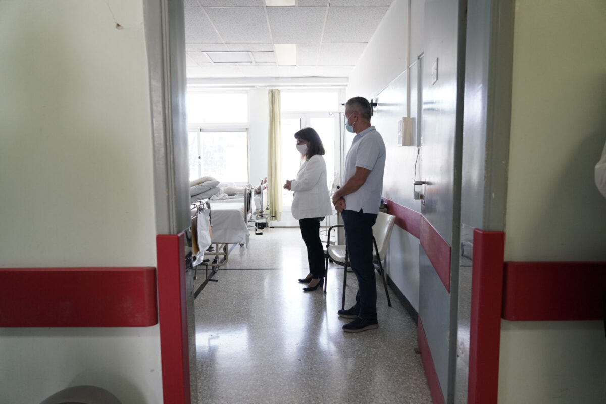 Ένωση Νοσοκομειακών Γιατρών Θεσσαλονίκης: Η κυβέρνηση πετάει στον καιάδα ασθενείς που πάσχουν από άλλα νοσήματα