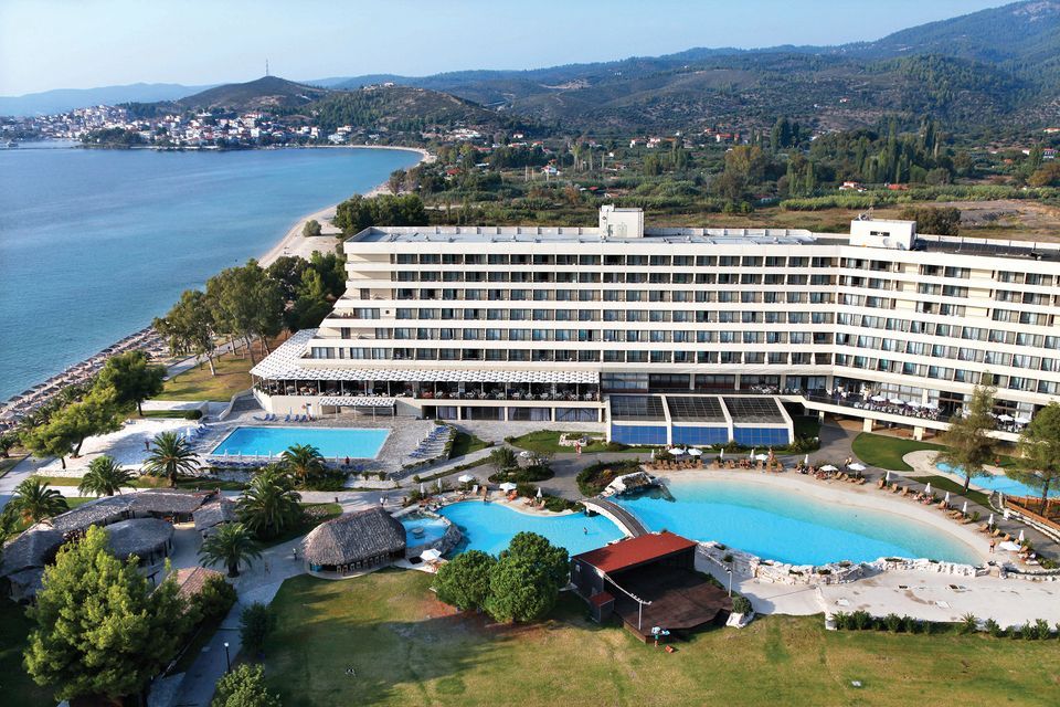 Χαλκιδική: Ξεκίνησε η εξουδετέρωση εκρηκτικών υλών στο Πόρτο Καρράς