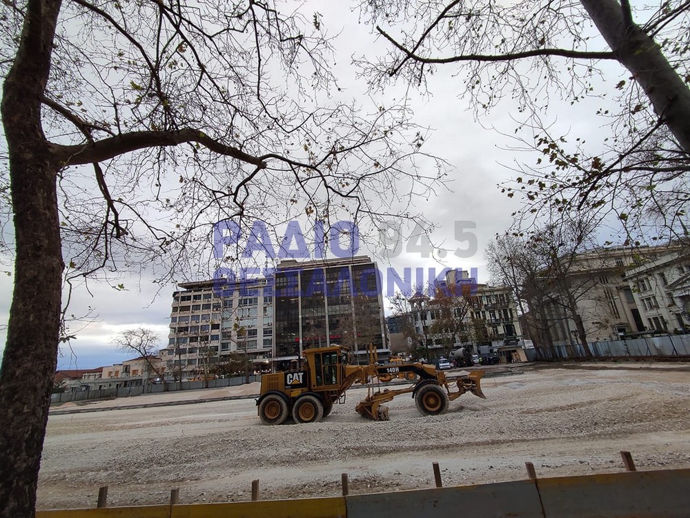Θεσσαλονίκη: Ξανά πάρκινγκ η Πλατεία Ελευθερίας μετά από σχεδόν 2,5 χρόνια (ΦΩΤΟ)