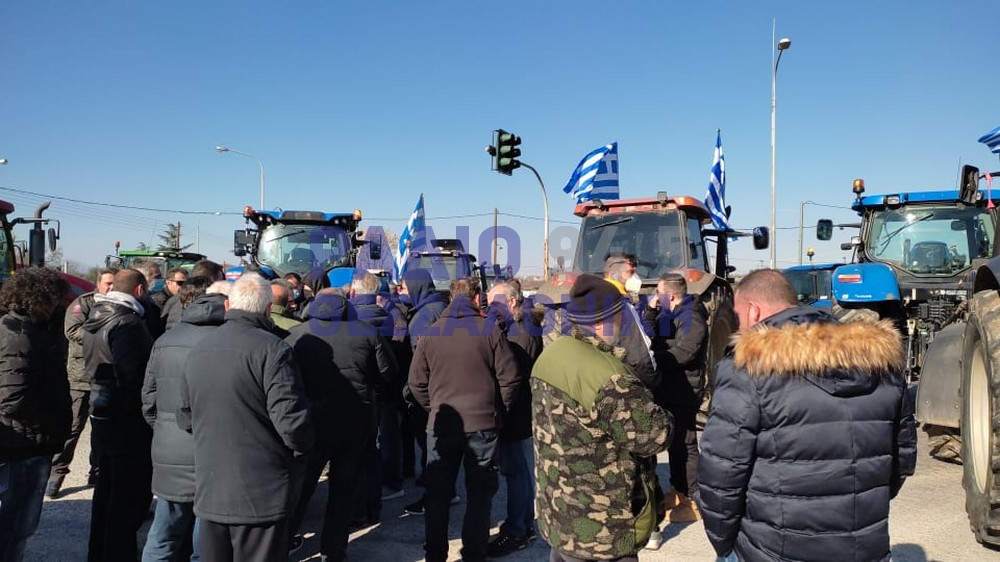 Συμβολικός αποκλεισμός της Θεσσαλονίκης – Γιαννιτσών στο κόμβο Κουφαλίων από αγρότες
