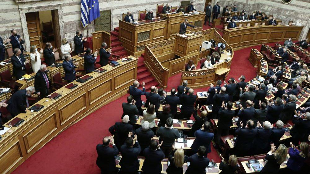 Βουλή: Καταψηφίσθηκε με 156 έναντι 142 η πρόταση δυσπιστίας