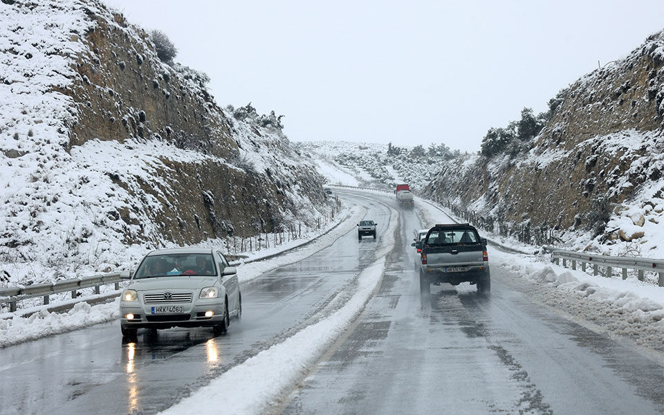 Χιόνια το Σάββατο και στα ημιορεινά της κεντρικής Μακεδονίας – Έκτακτο δελτίο