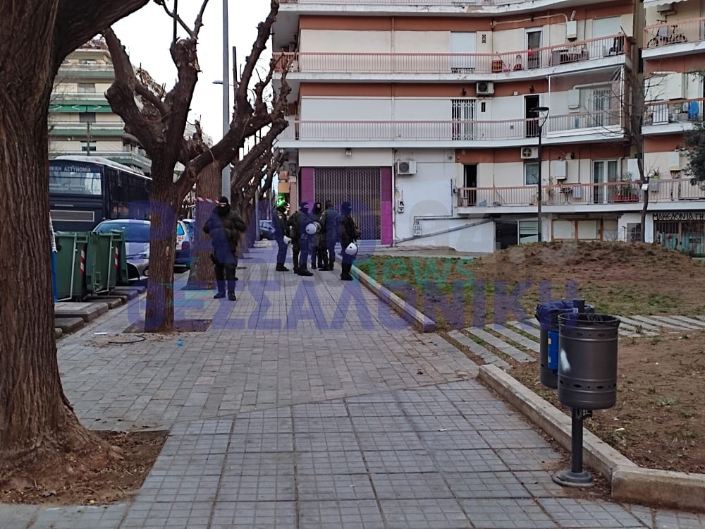 Υποθεση δολοφονίας 19χρονου: Έφοδος της ΕΛΑΣ σε συνδέσμους του ΠΑΟΚ (ΦΩΤΟ + ΒΙΝΤΕΟ)