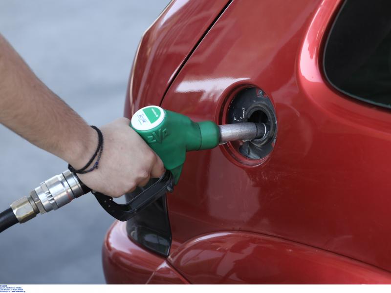 Κοντά στα 2 ευρώ η τιμή της βενζίνης σε Θεσσαλονίκη και Αθήνα
