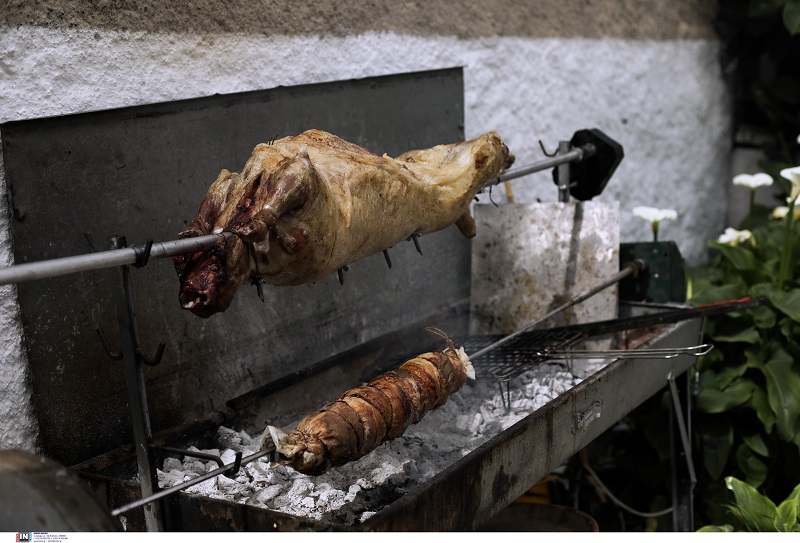 Παίρνουν “φωτιά” τα αμνοερίφια το Πάσχα λόγω αύξησης των τιμών στις πρώτες ύλες