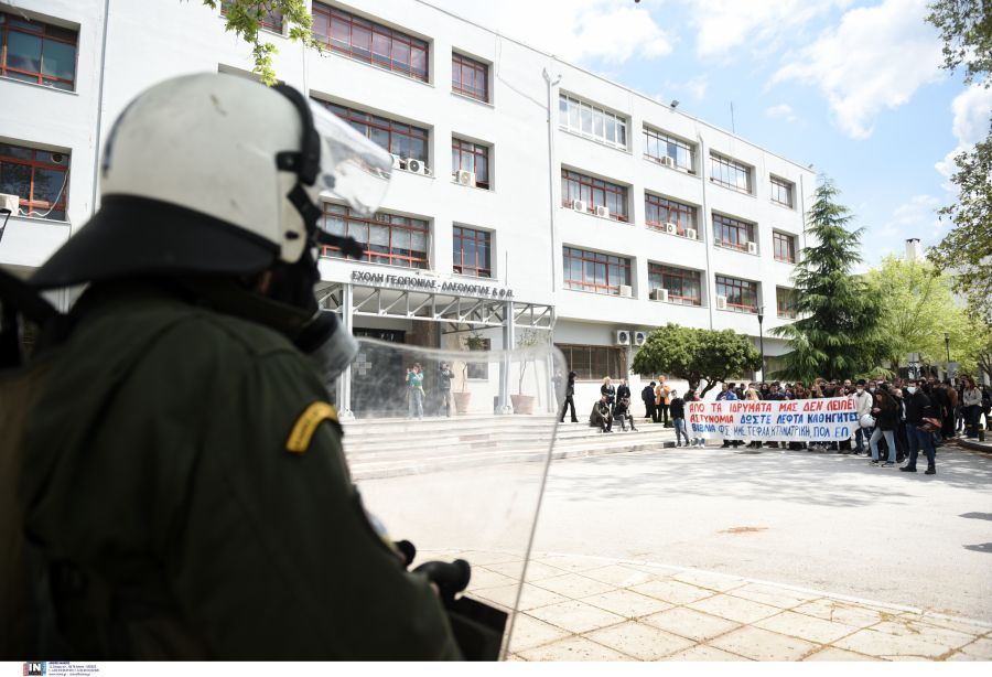 Κατέφτασαν οι πρώτοι 100 πανεπιστημιακοί αστυνομικοί στην Θεσσαλονίκη