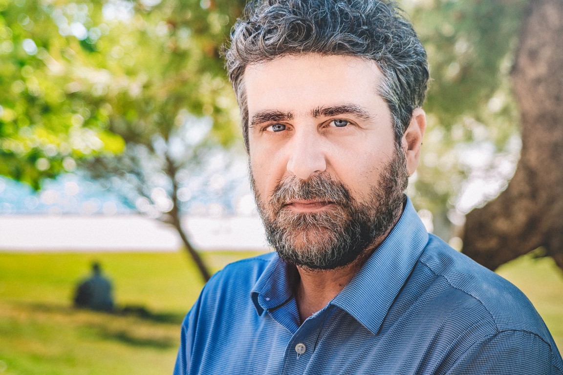 Ο Καλλιτεχνικός Διευθυντής του ΚΘΒΕ για την παράσταση Ελένη του Ευριπίδη και τις νέες παραγωγές που έρχονται στην Θεσσαλονίκη (AUDIO)