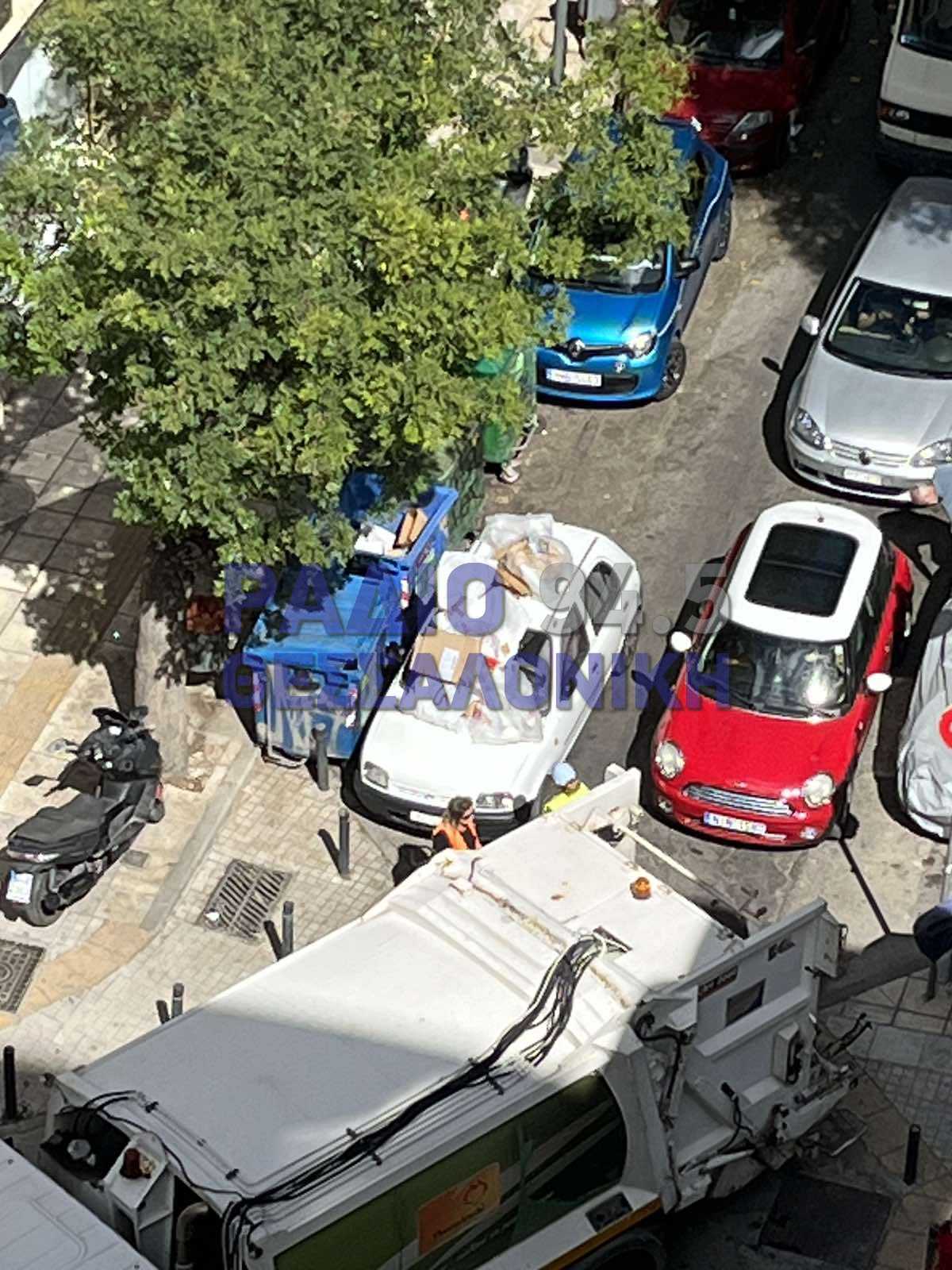 Αν δεν πάθεις δεν θα μάθεις – “Στόλισαν” το αυτοκίνητο με σκουπίδια γιατί εμπόδιζε (PHOTO & VIDEO)