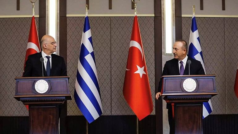 Αλληλοστήριξη Ελλάδας – Τουρκίας σε κρίσιμα θέματα – Τι ανακοίνωσαν Δένδιας και Τσαβούσογλου