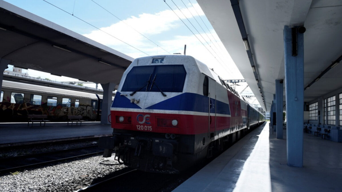 Ακινητοποιήθηκε τρένο που εκτελoύσε το δρομολόγιο Ραψάνη – Θεσσαλονίκη λόγω τεχνικού προβλήματος
