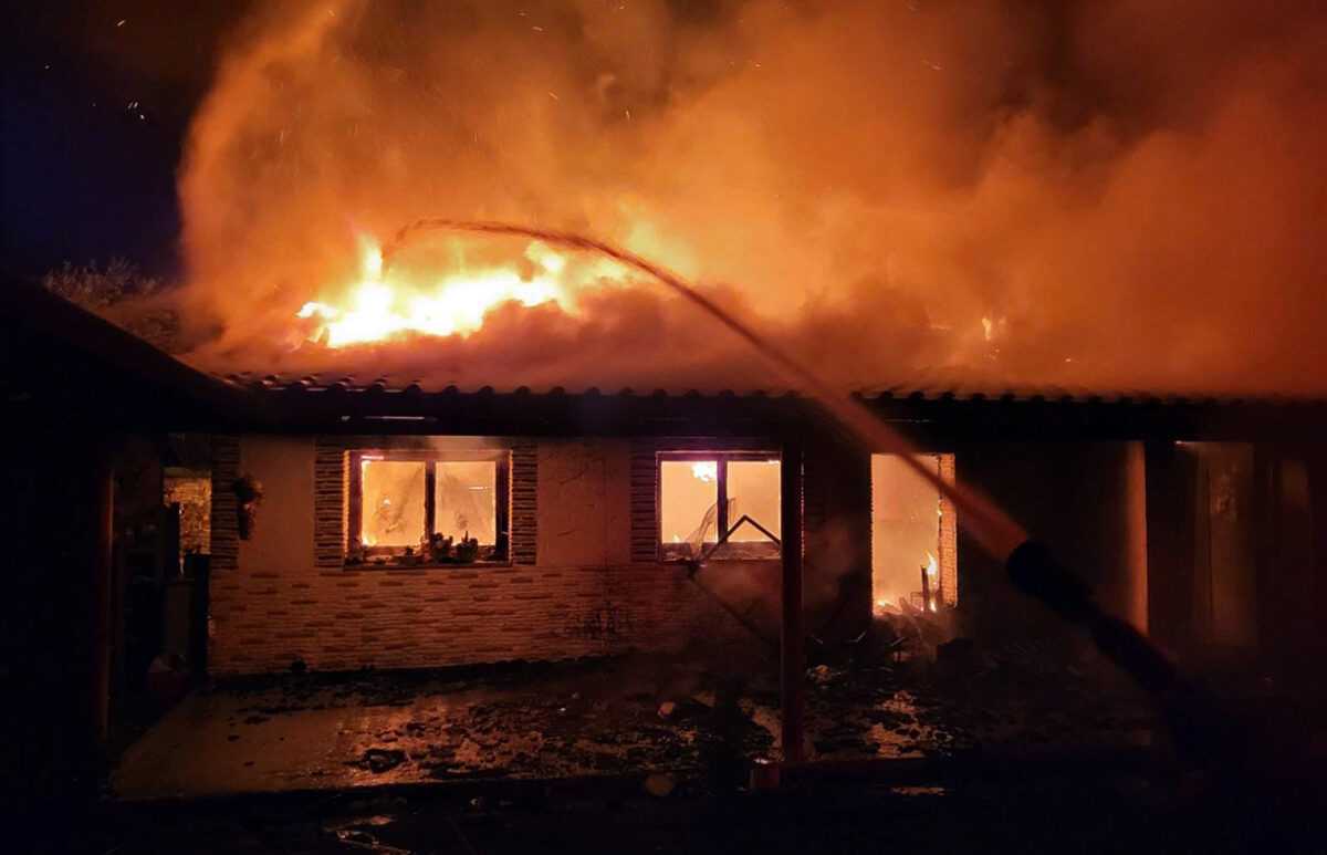 Φωτιά τα ξημερώματα σε σπίτι στην Πέλλα