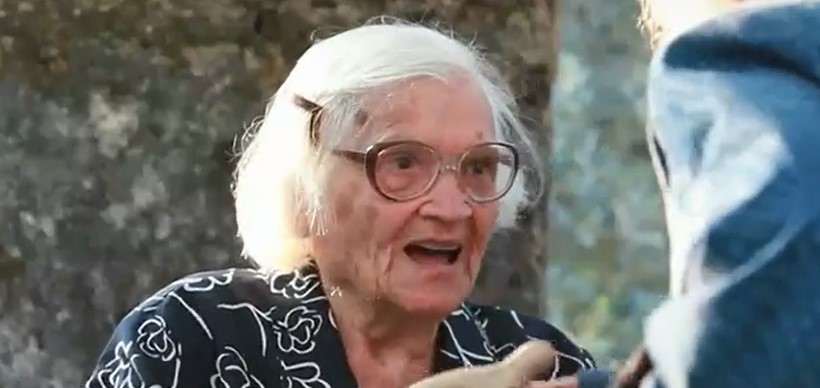 Ιωάννα Πρωίου: Πέθανε η Ικαριώτισσα «Κυρά του αργαλειού» σε ηλικία 112 ετών
