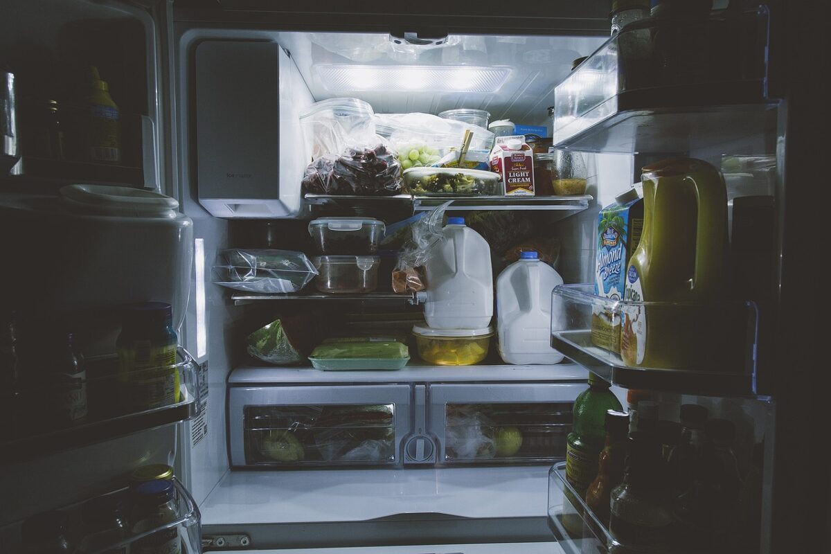Τα 4 τρόφιμα που δεν πρέπει να μπαίνουν ποτέ στο ψυγείο