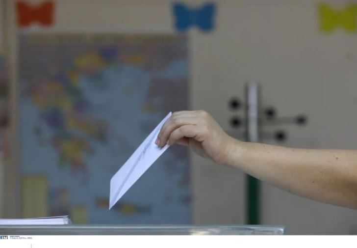 Για πρώτη φορά ψηφίζουν 438.595 νέοι στις φετινές εκλογές