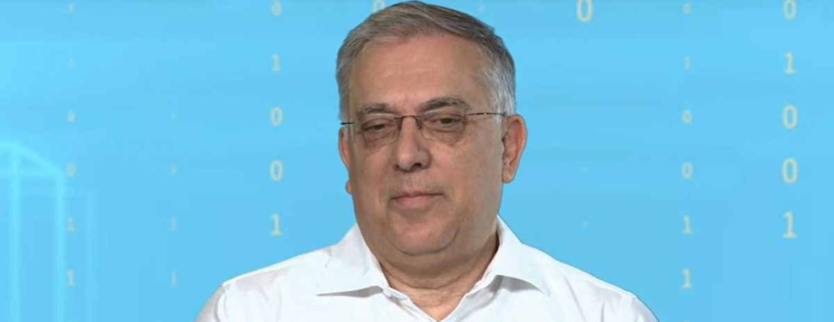 Ο Τάκης Θεοδωρικάκος τραγουδάει συνέχεια Αντώνη Ρέμο (Video)