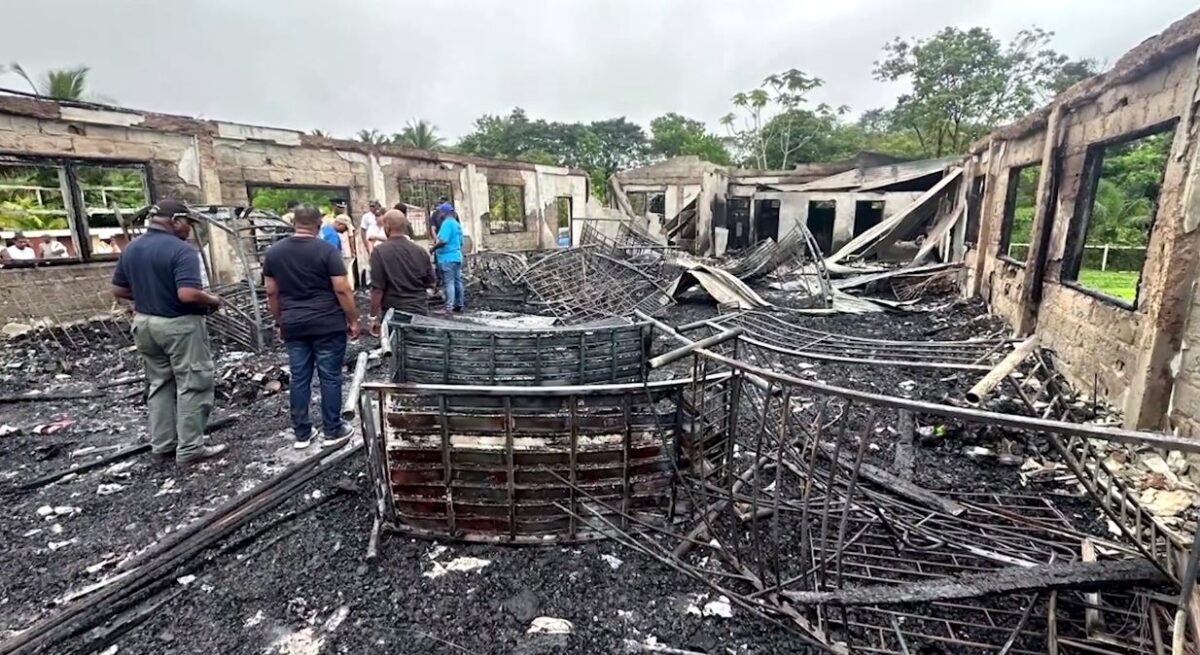 Γουιάνα: 19 νεκρά κορίτσια από πυρκαγιά σε κοιτώνα