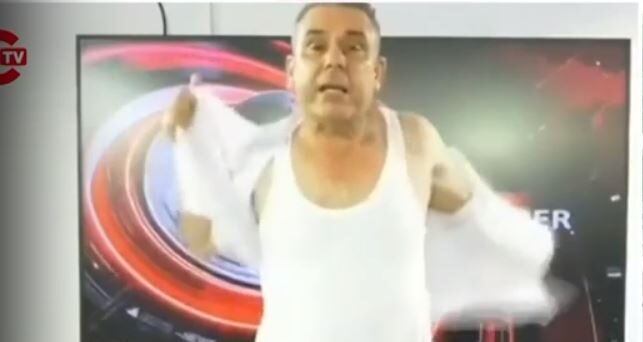 Τούρκος παρουσιαστής πέταξε τα ρούχα του (VIDEO)