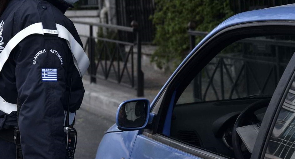 Αλκοόλ και οδήγηση δεν πάνε μαζί: Ποινές, πρόστιμα και τροχαία δυστυχήματα (AUDIO)