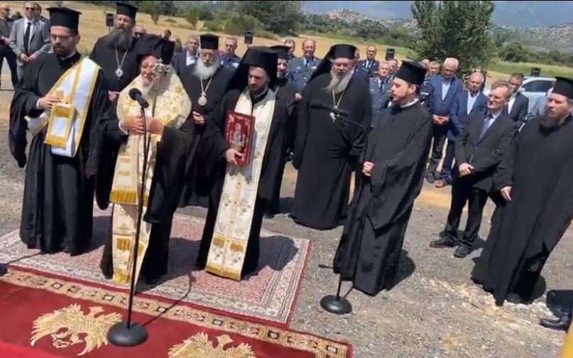 Τρισάγιο στο Μνημείο της τραγωδίας των Τεμπών τέλεσε ο Οικουμενικός Πατριάρχης (Φωτό video)