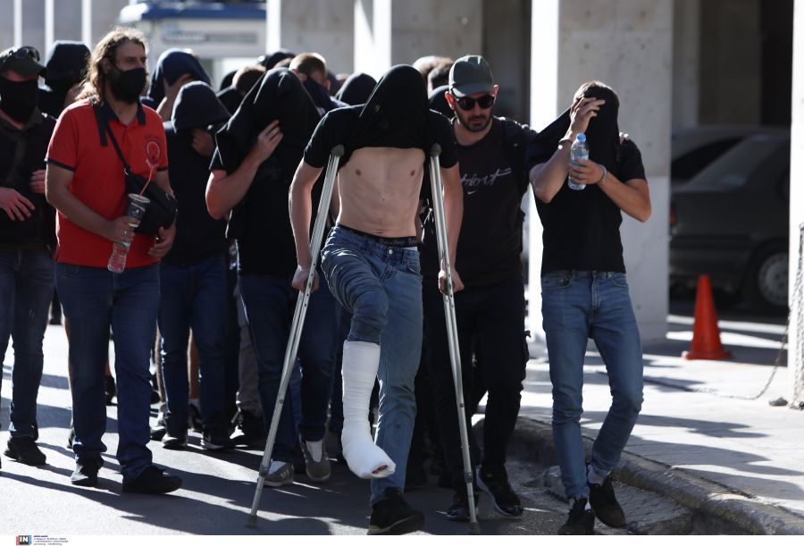 Άλλοι 40 κατηγορούμενοι Χούλιγκανς σήμερα στην Ευελπίδων