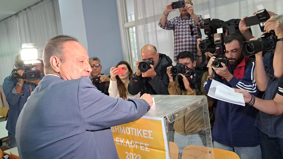 Ψήφισε ο Στ. Αγγελούδης – “Δεν περισσεύει κανείς, γυρίζουμε σελίδα” (ΦΩΤΟ-VIDEO)