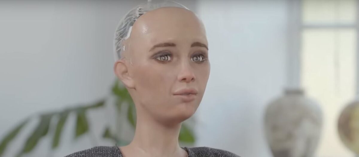 Η πρώτη συνέντευξη του ρομπότ Sophia σε ελληνικό μέσο – «Τίποτα δεν σταματά την τεχνητή νοήμοσύνη» (Video)