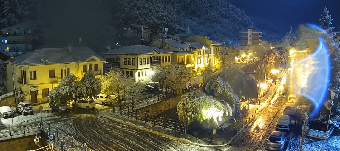 Το έστρωσε στην Φλώρινα – Δείτε live εικόνα