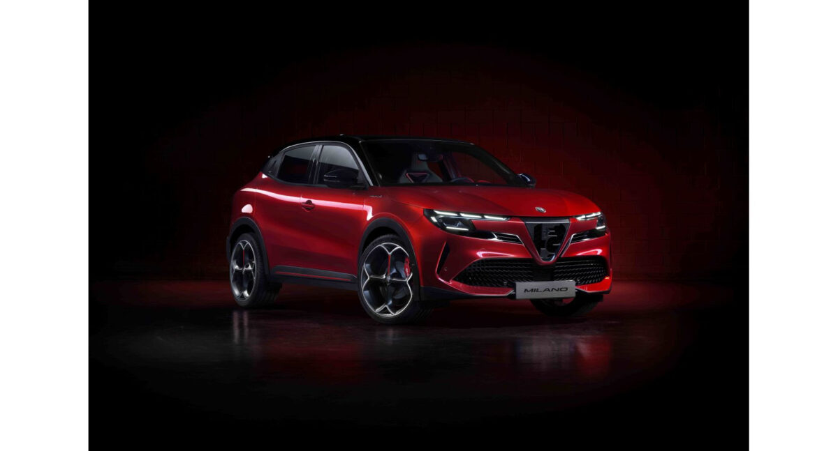 Αποκαλύφθηκε η Alfa Romeo Milano (Photos)