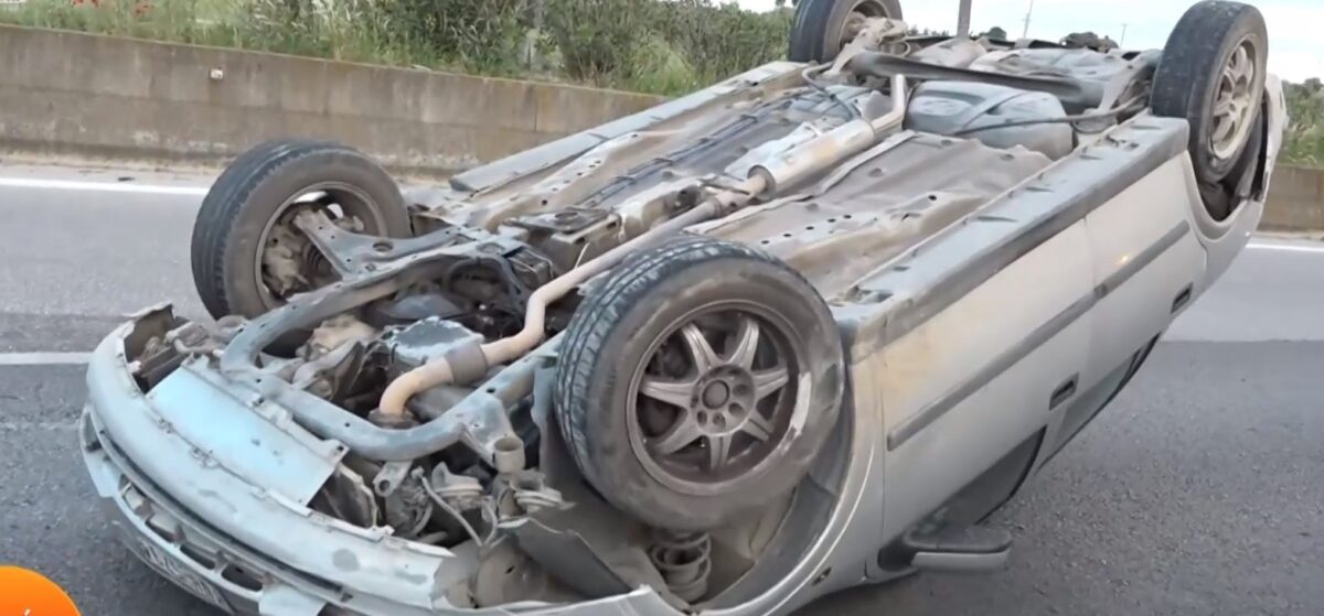 Χαλκιδική: Ανατροπή οχήματος στο Λάκκωμα (Video)