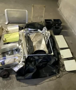 Εργαστήριο υδροπονικής κάνναβης
